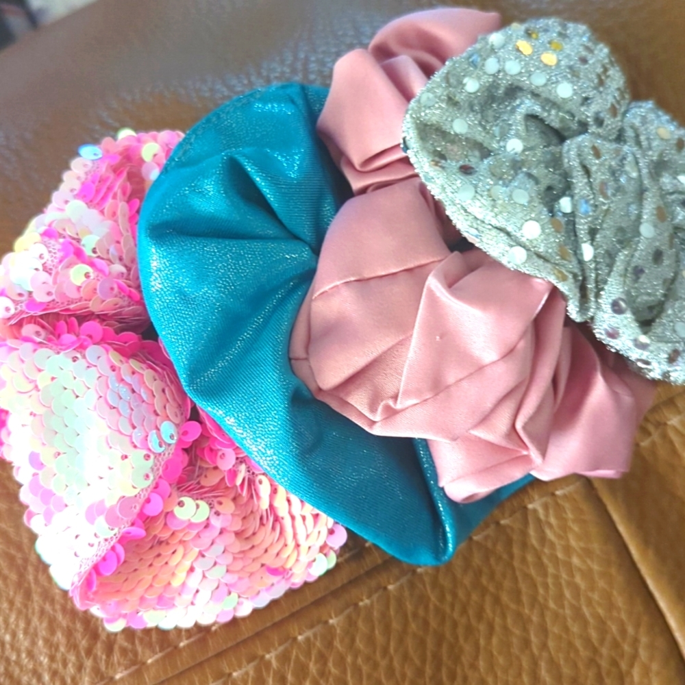 Barbiecore scrunchie set of four, sparkles satin pink blue silver NWOT